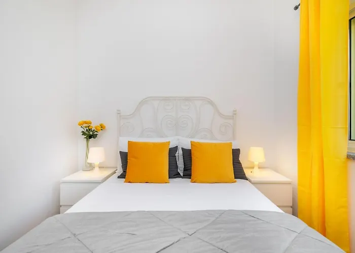 Semesterbostad Casa Da Oliveira, Aradas, Pampilhosa Da Serra, Wifi, Ar Condicionado, Churrasqueira, Parqueamento, By Ig Unhais-o-Velho