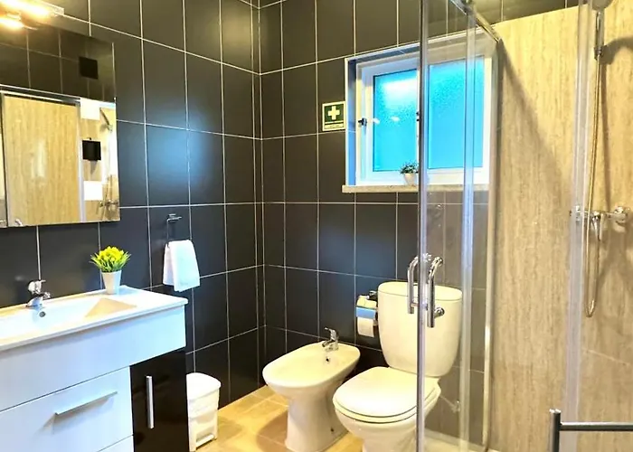 Semesterbostad Casa Da Oliveira, Aradas, Pampilhosa Da Serra, Wifi, Ar Condicionado, Churrasqueira, Parqueamento, By Ig *